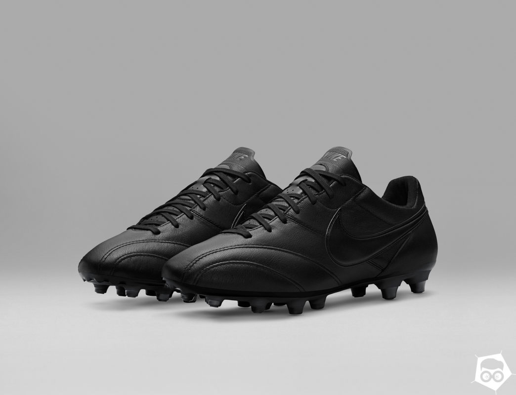 scarpe da calcio total black